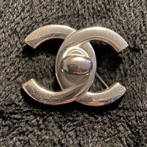 Chanel Turnlock Silver color brooch/pin circa 1996.